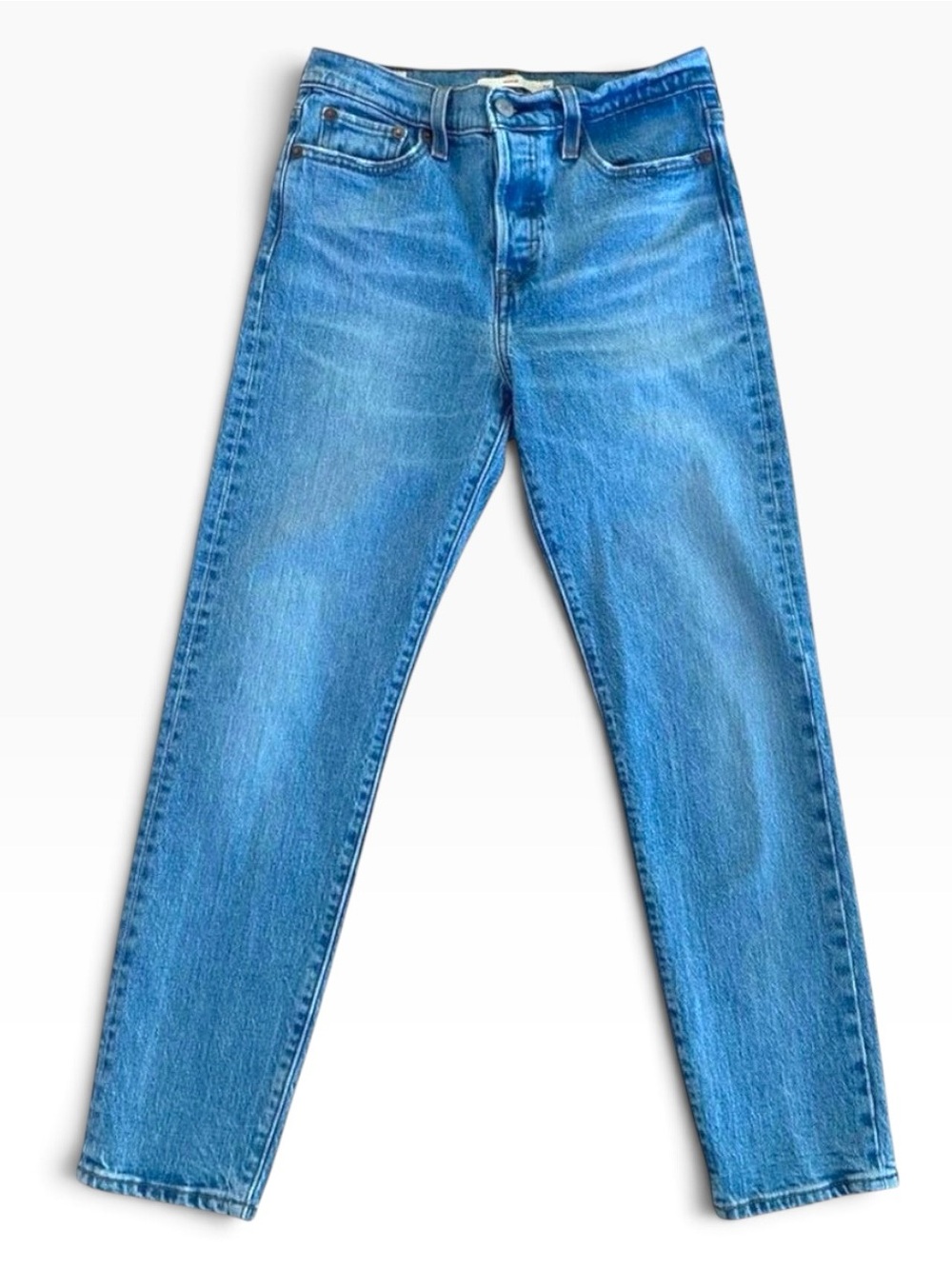Levi’s premium wedgie jeans button fly high rise lightly distressed in size 26